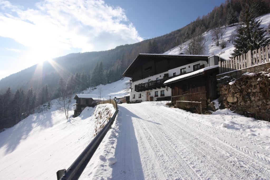 Lechnerhof Bed and Breakfast Lutago Buitenkant foto
